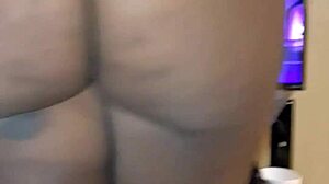 Ebony Ass Shake