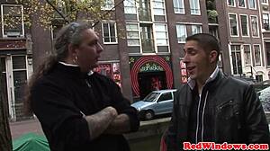 Dutch Hooker Cumshower