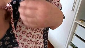 Flashing Tits Jerkoff