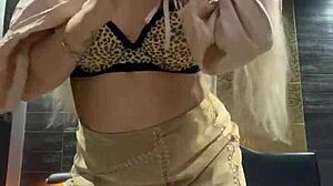 Teen Squirting Tease
