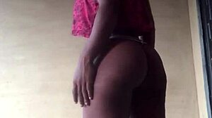 Twerking Big Ass Outdoor