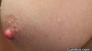 Stunner Gulps Jizz