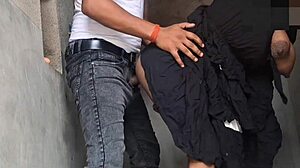 honeymoon fingering