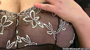 milfs dildo fuck