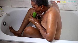 BBW Dildo Masturbation