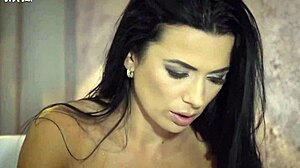 Devine Cumshot