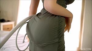 curvy model intimate
