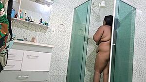 stepmom shower play