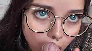 novinha deepthroat sloppy