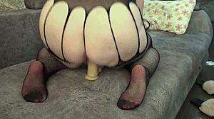 milf doggy cum