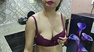Indian stepmom teaches