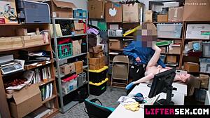 liftersex officer trap