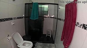 Por Tr�s Das Cameras