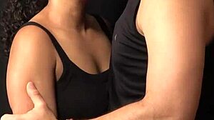 Clit Rubbing Kisses