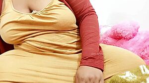 Sexy Tits Bhabhi