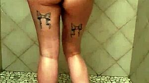 culo en ducha
