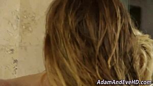 showering lesbos eat out