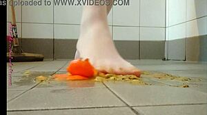 foot play in pantyhose