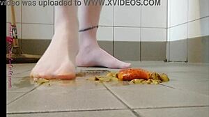 foot play in pantyhose