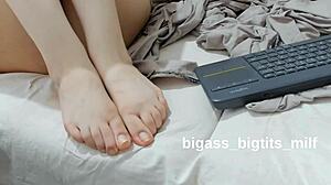 Feet Fetish Play