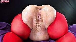 Face in dirty ass