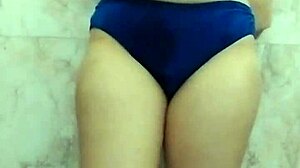 desi tits fingering bathroom